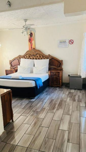 Host Hub Day & Night Accommodation